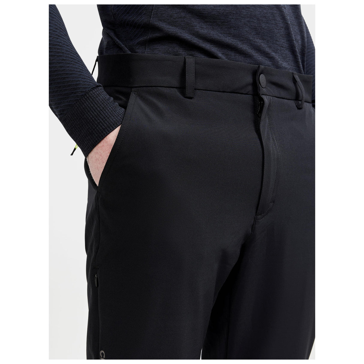 Core Explore Pants M - Black - Closeup 4