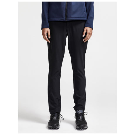 Core Explore Pants W - Black - Closeup 1