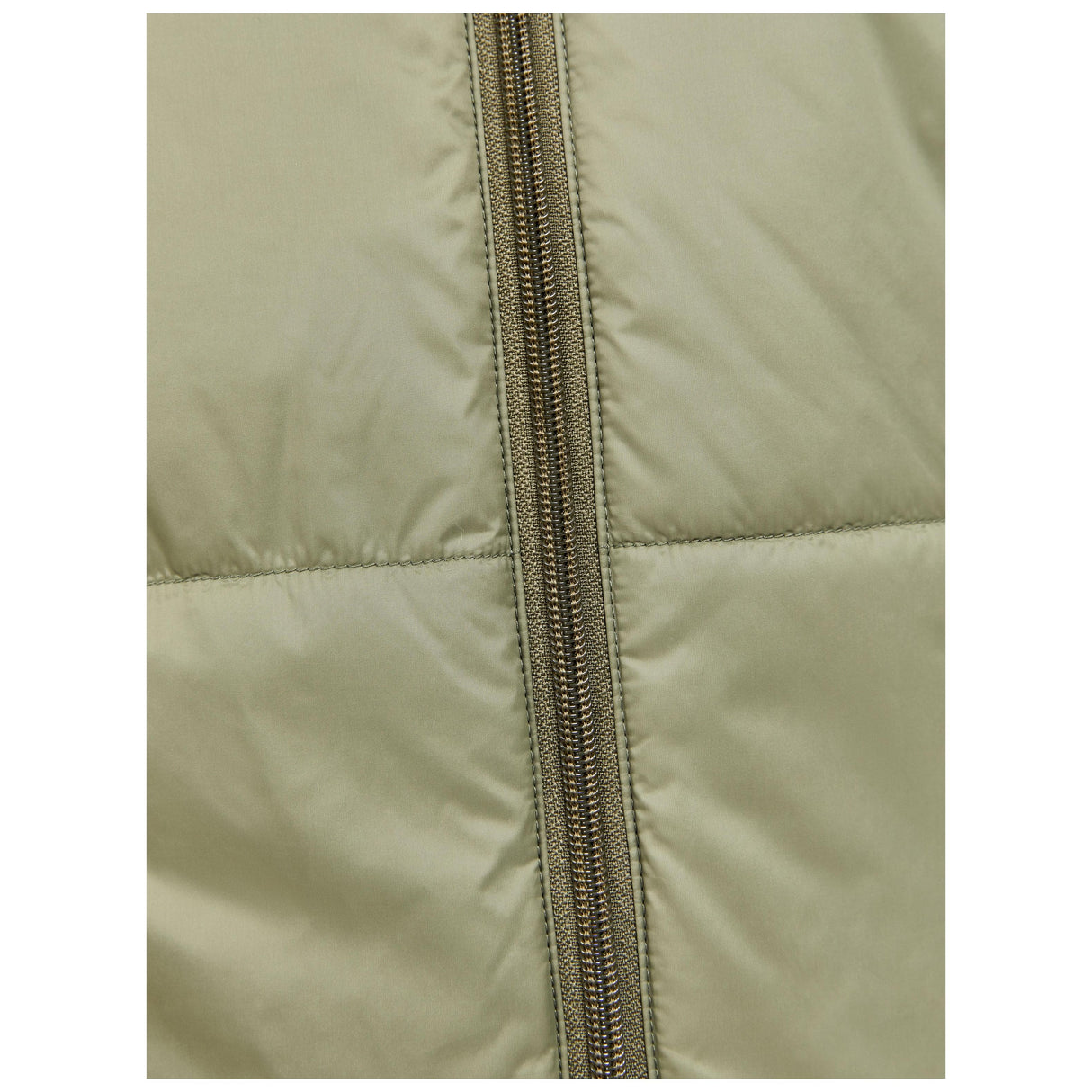 Core Light Padded Vest M - Dark Green - Closeup 4