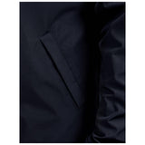 Core Explore Rain Set M - Black - Closeup 3