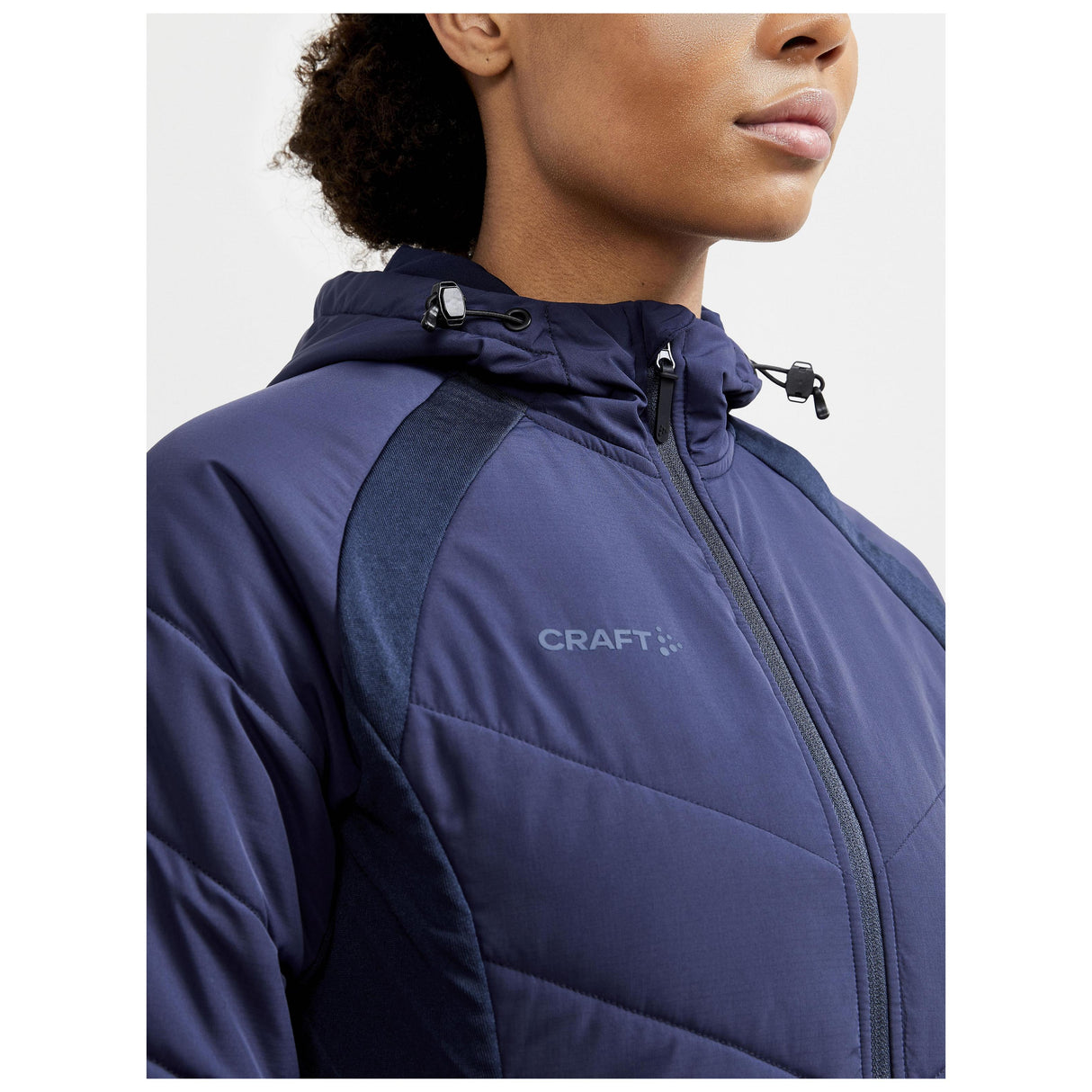 Adv  Explore Hybrid Jacket W - Dark Blue - Closeup 3