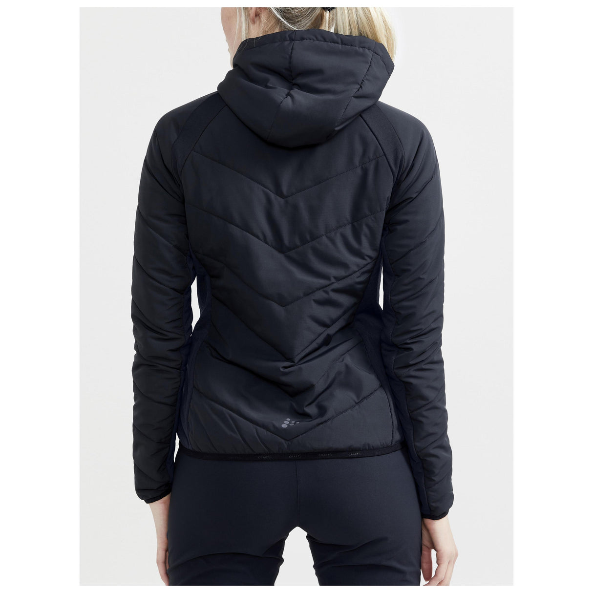 Adv  Explore Hybrid Jacket W - Black - Closeup 2