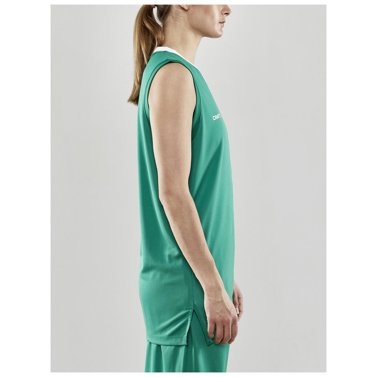 Progress Basket Singlet W - Green - Closeup 2