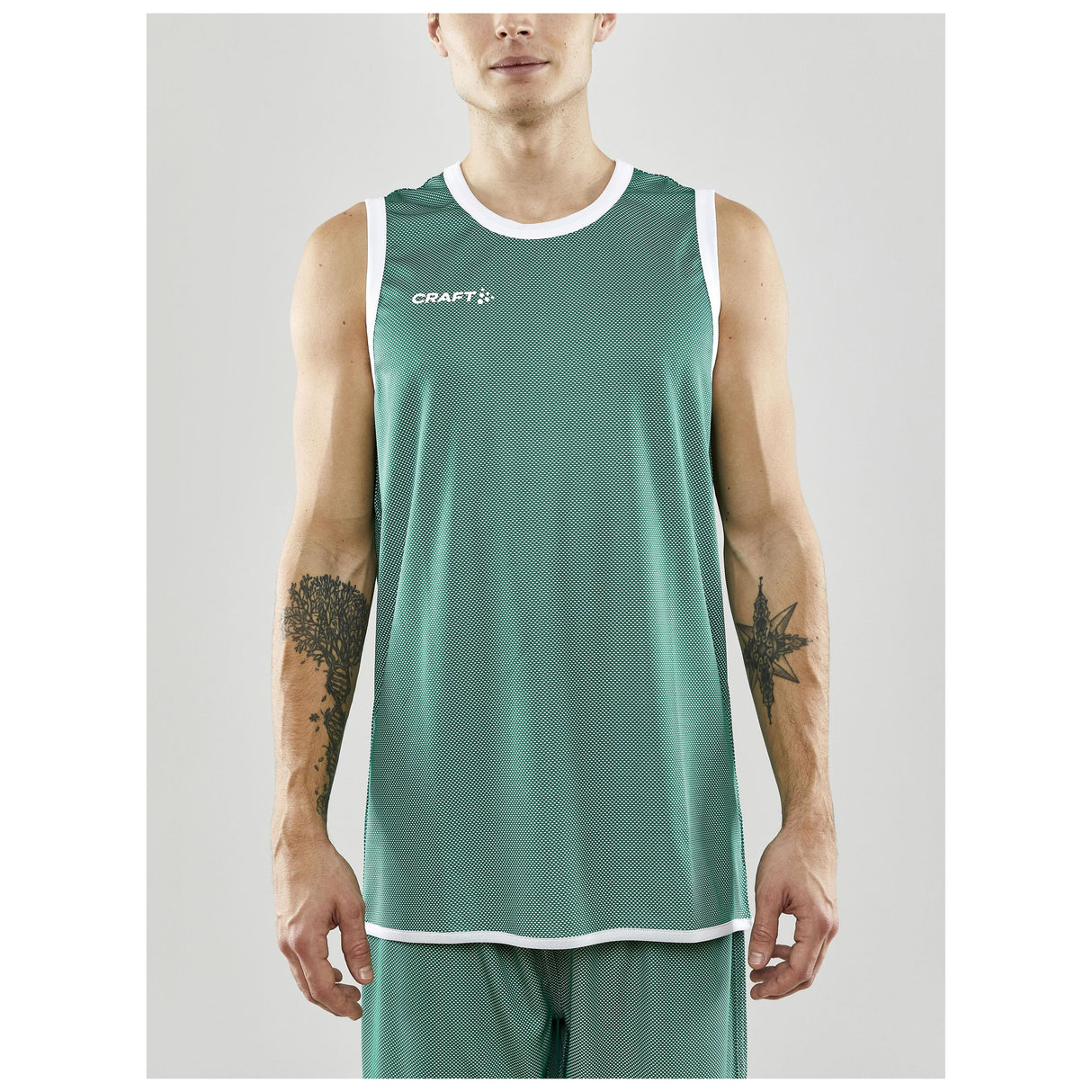 Progress Reversible Singlet M - Green/White - Closeup 1