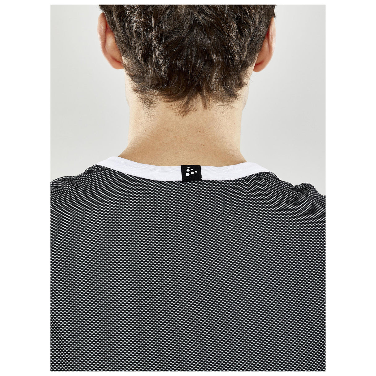 Progress Reversible Singlet M - Black-White - Closeup 6