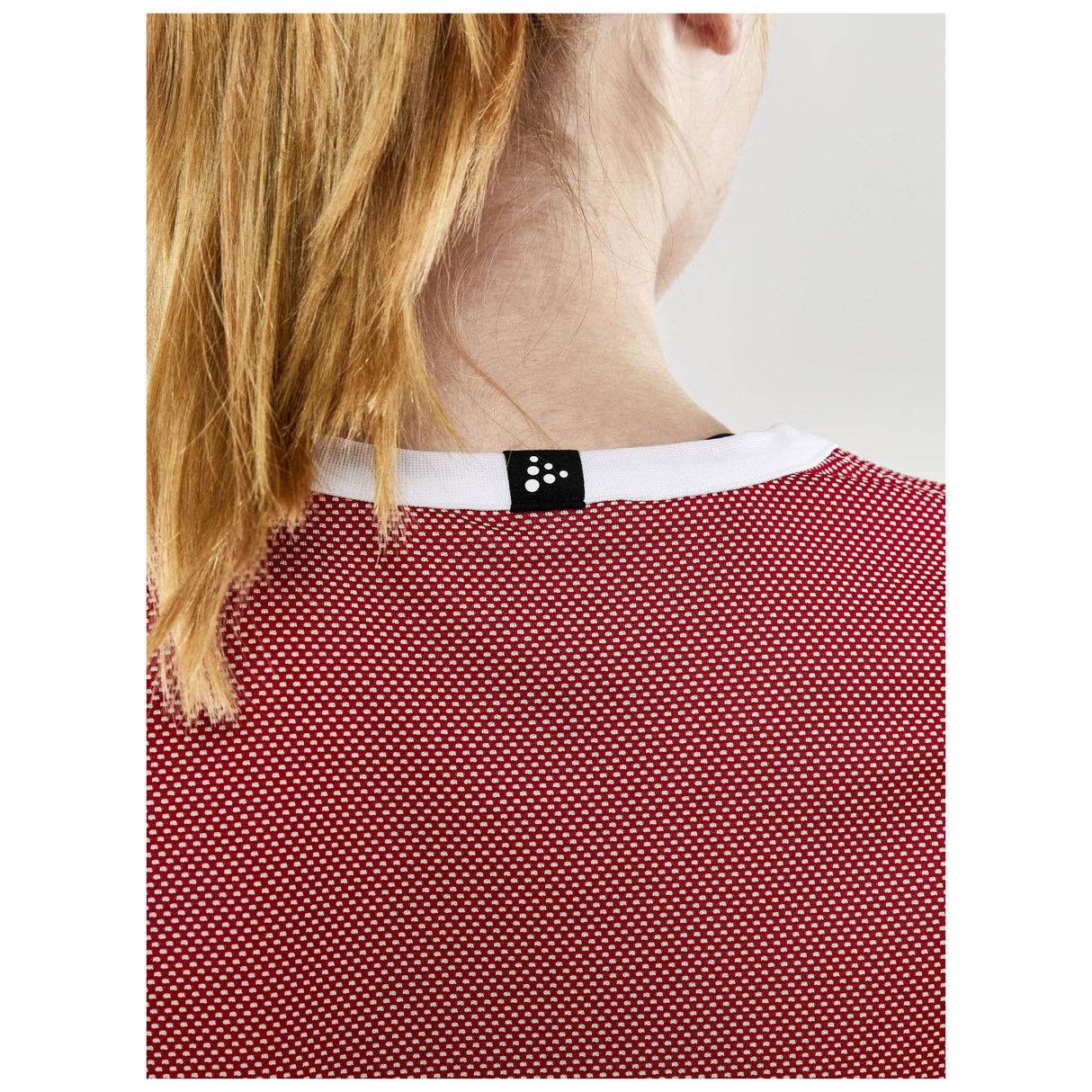 Progress Reversible Singlet W - Red/White - Closeup 7