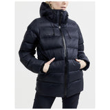 Adv Explore Down Jacket W - Black - Closeup 1
