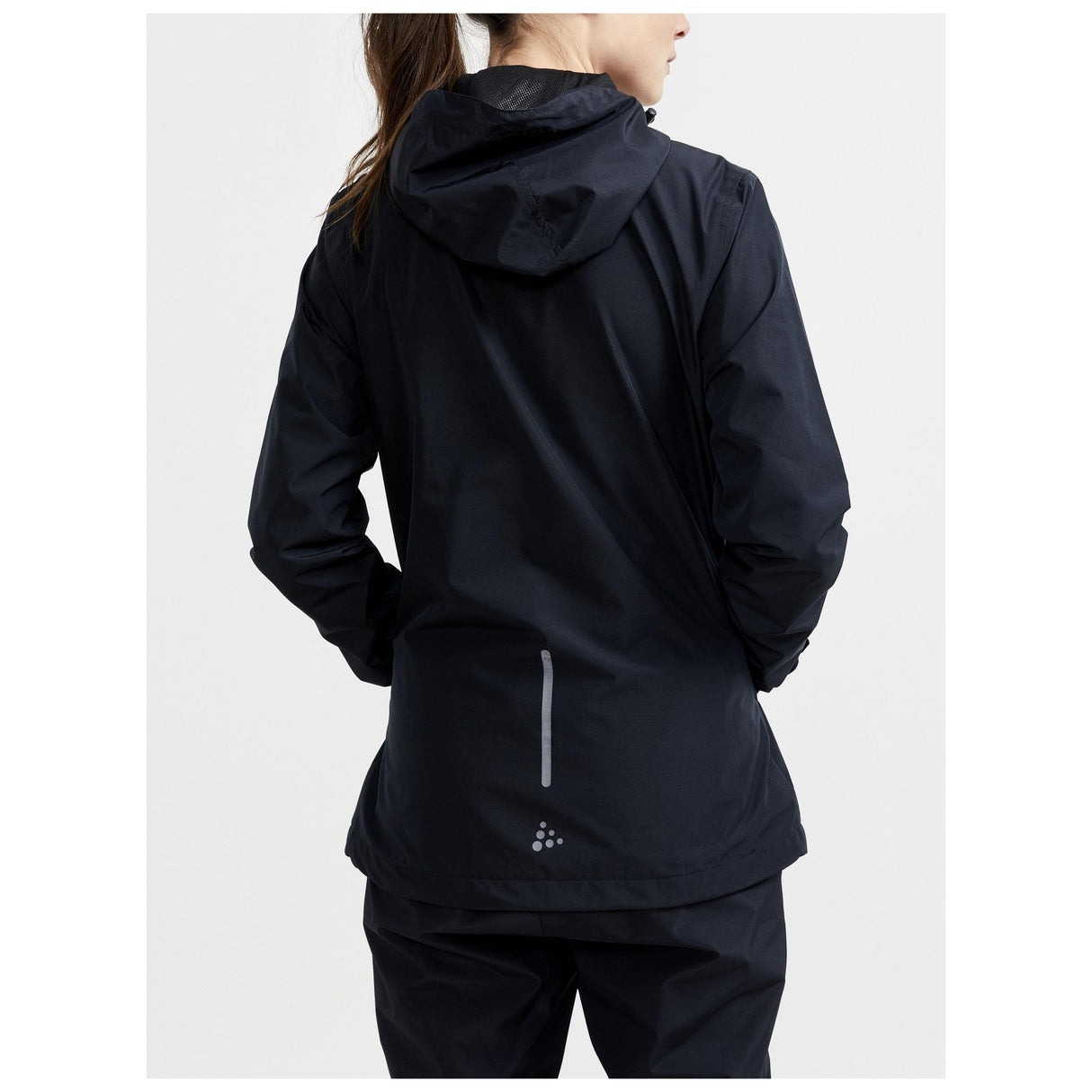 Core Explore Rain Set W - Black - Closeup 2