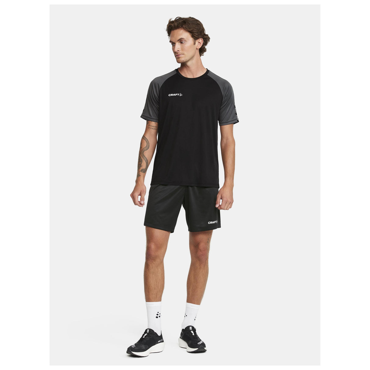 Squad Go Contrast Jersey M - Black - Closeup 5