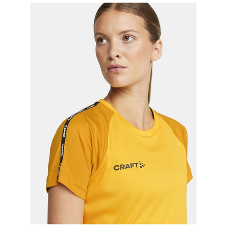 Squad Go Contrast Jersey W - Yellow/Golden - Closeup 4