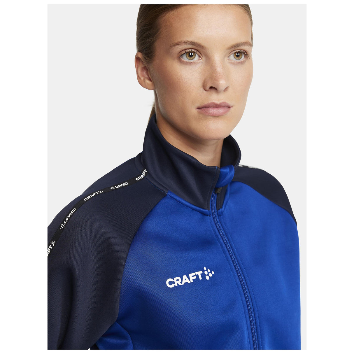 Squad 2.0 Full Zip W - Club Cobolt/Navy - Closeup 5