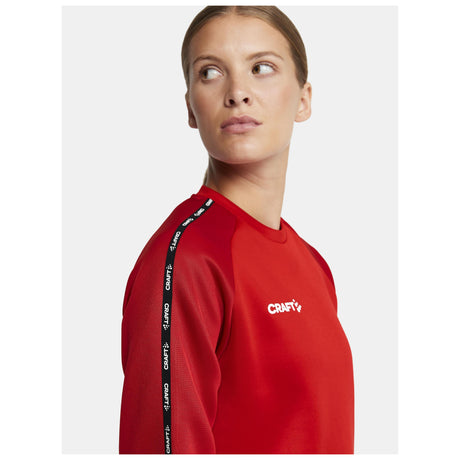 Squad 2.0 Crewneck W - Red - Closeup 4