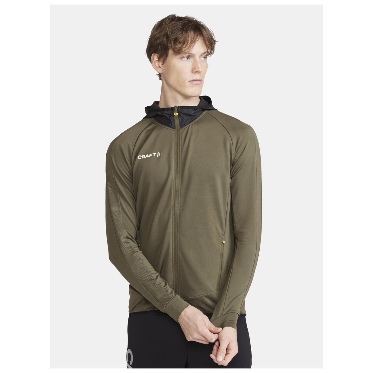 Extend Full Zip M - Dark Green - Closeup 1