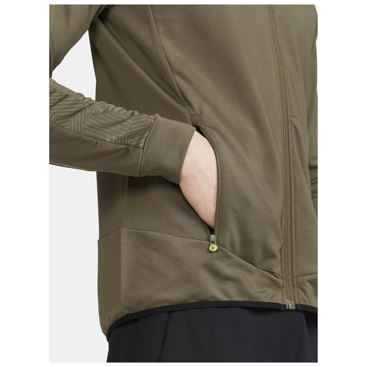 Extend Full Zip M - Dark Green - Closeup 4