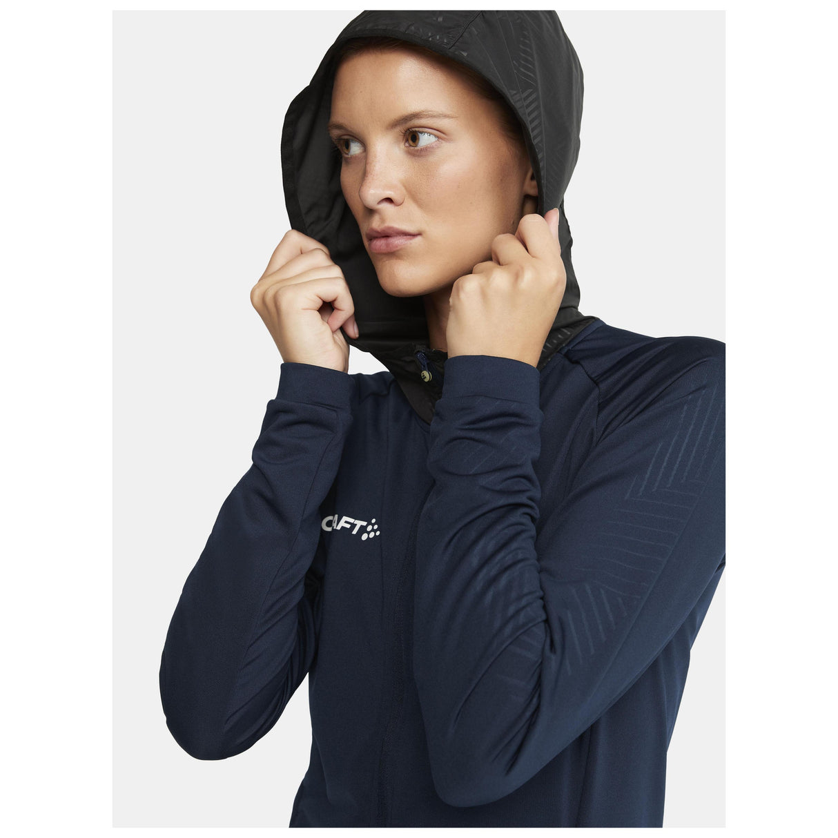 Extend Full Zip W - Navy - Closeup 5