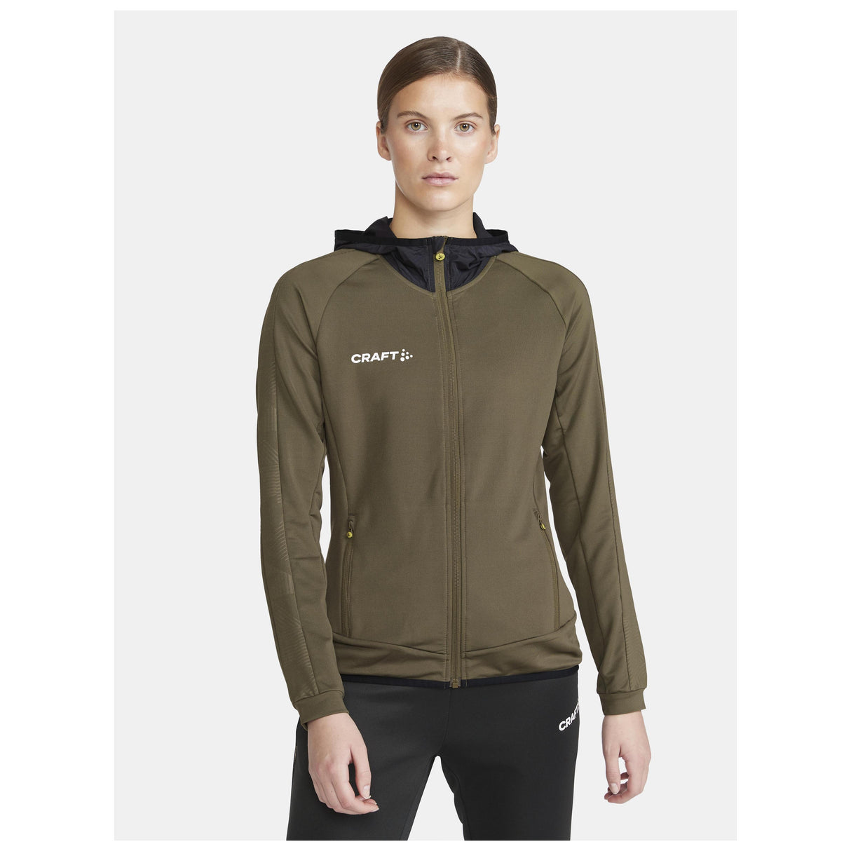 Extend Full Zip W - Dark Green - Closeup 1