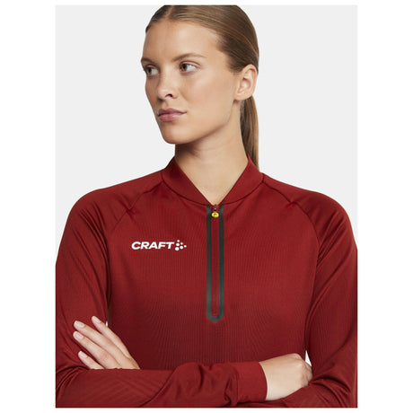 Extend Half Zip W - Dark Red - Closeup 4