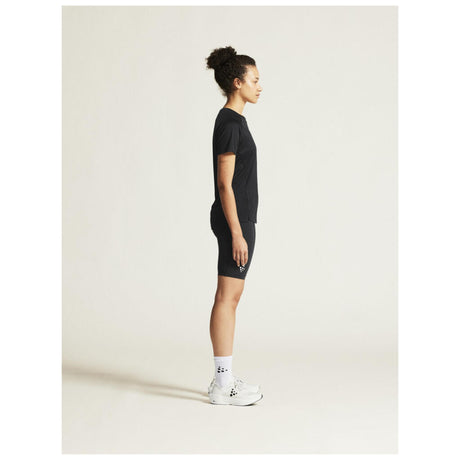 Rush 2.0 Ss Tee W - Black - Closeup 2