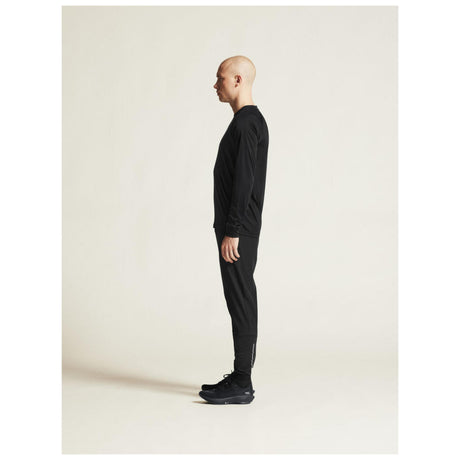 Rush 2.0 Ls Tee M - Black - Closeup 4