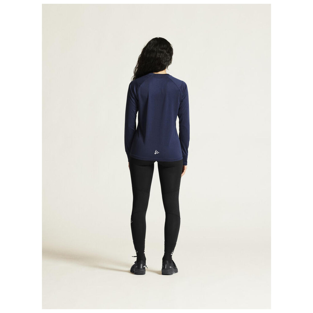 Rush 2.0 Ls Tee W - Navy - Closeup 4