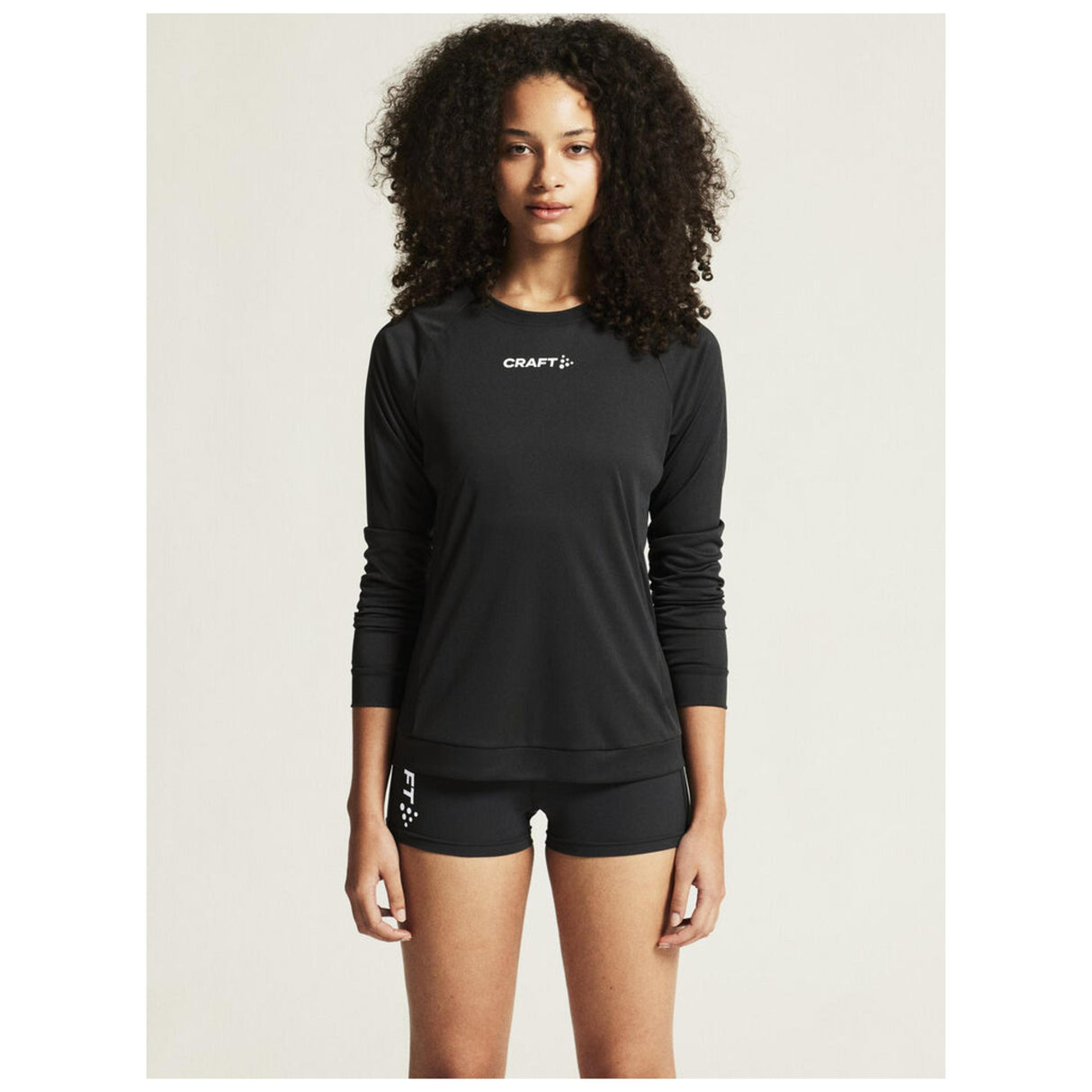 Rush 2.0 Ls Tee W - Black - Closeup 5