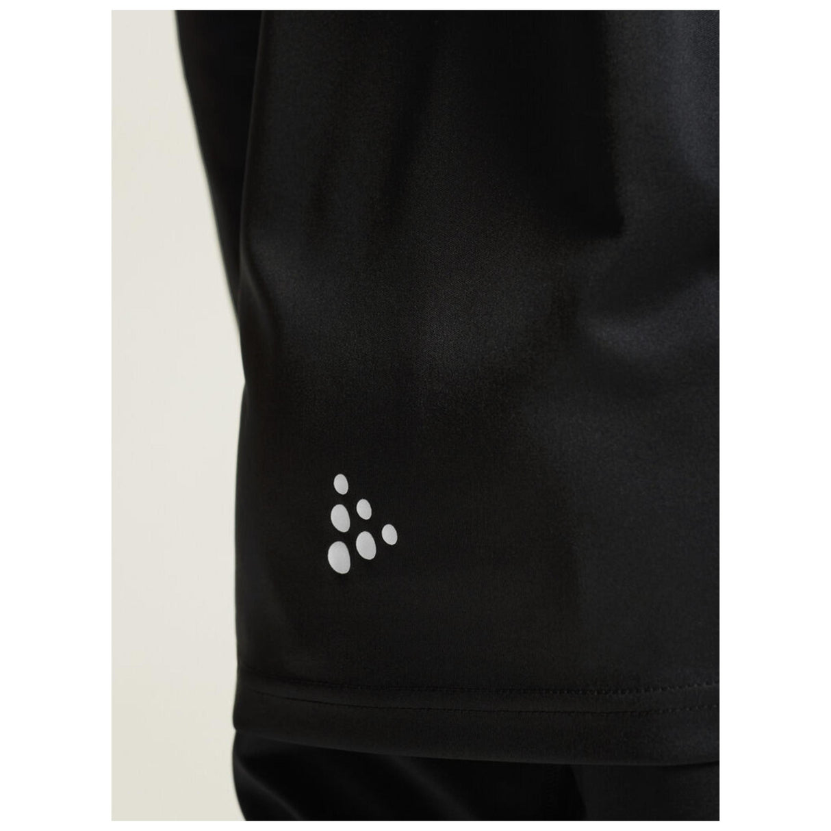 Rush 2.0 Ls Tee Jr - Black - Closeup 7