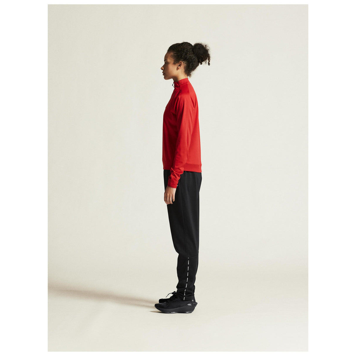 Evolve 2.0 Half Zip Jacket W - Red - Closeup 4