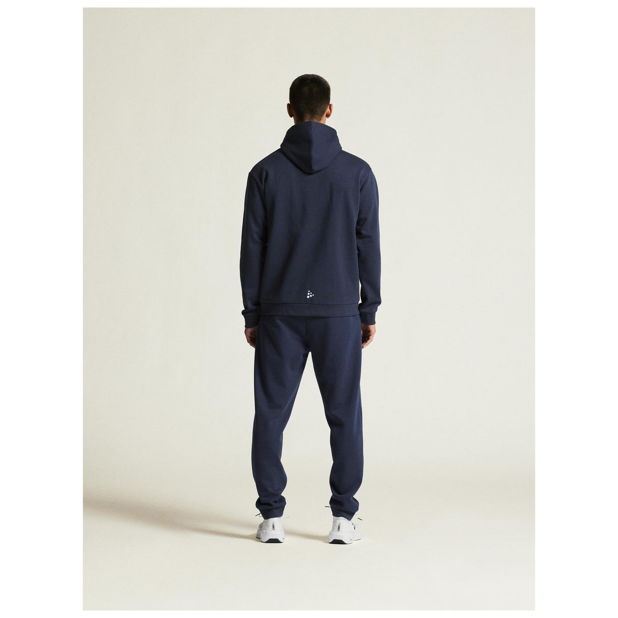 Community 2.0 Logo Fz Hoodie M - Navy - Closeup 3