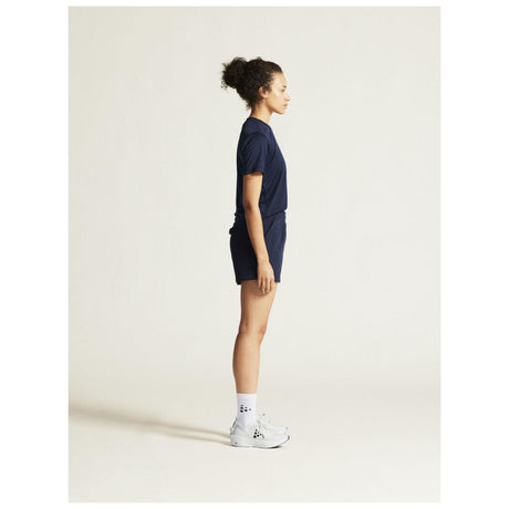 Squad Go Function Tee W - Navy - Closeup 2