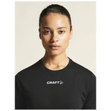 Squad Go Function Tee W - Black - Closeup 6