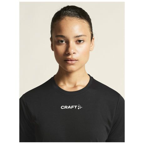 Squad Go Function Tee W - Black - Closeup 6