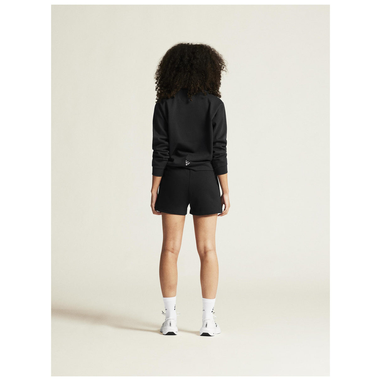 Community 2.0 Shorts W - Black - Closeup 3
