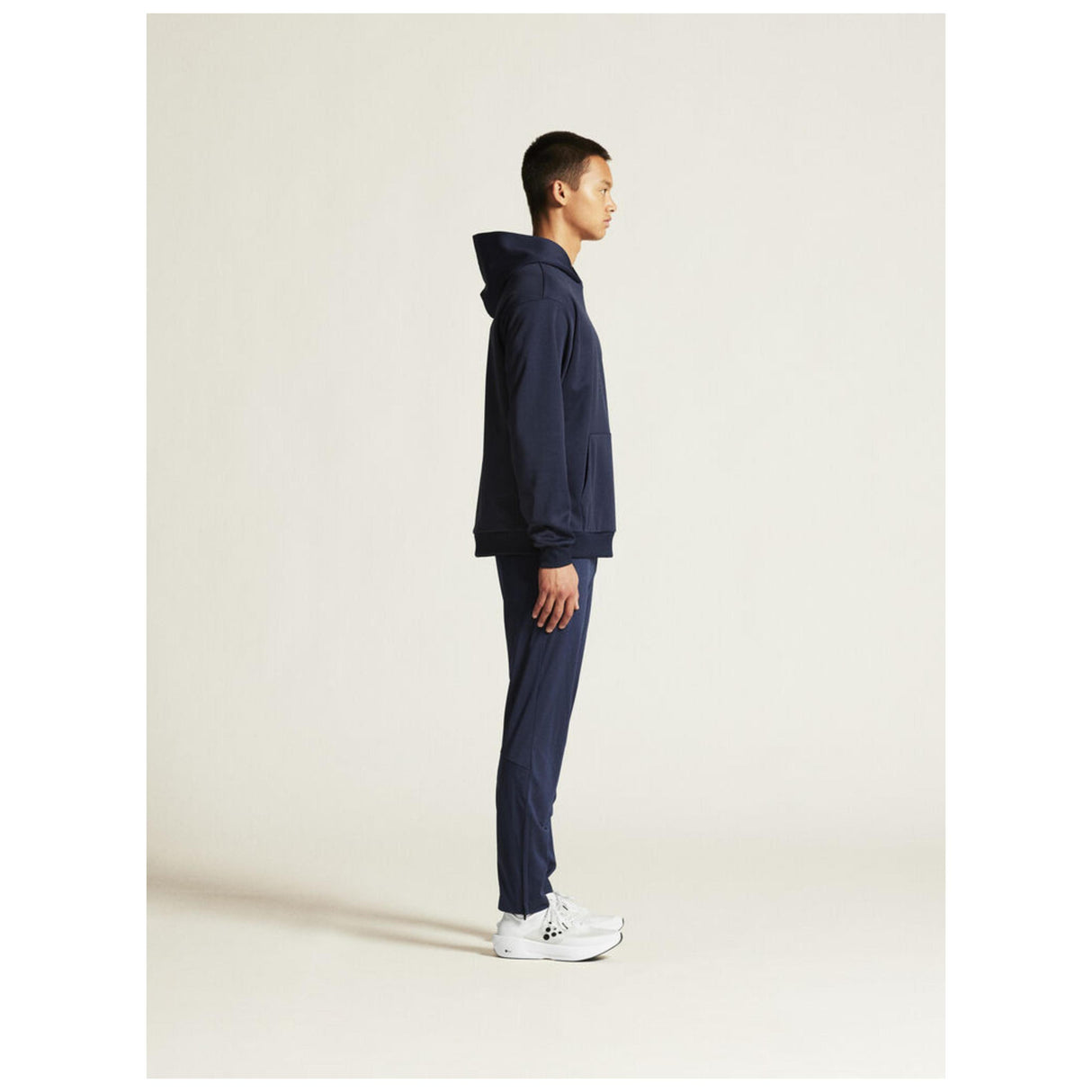 Community 2.0 Function Hoodie M - Navy - Closeup 2