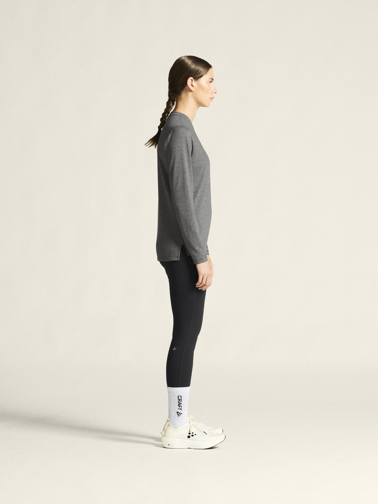 Layers Thermal Mesh Cn W - Dark Grey Melange - Closeup 2