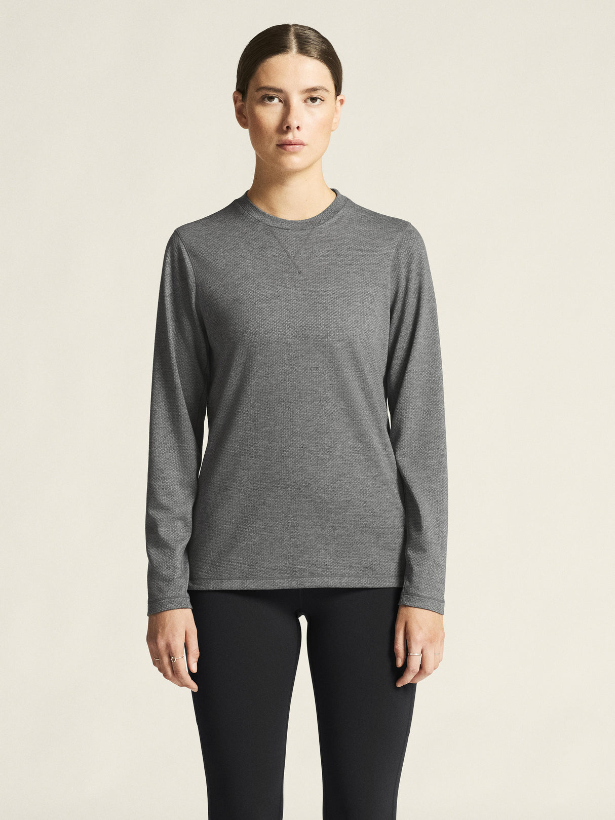 Layers Thermal Mesh Cn W - Dark Grey Melange - Closeup 4