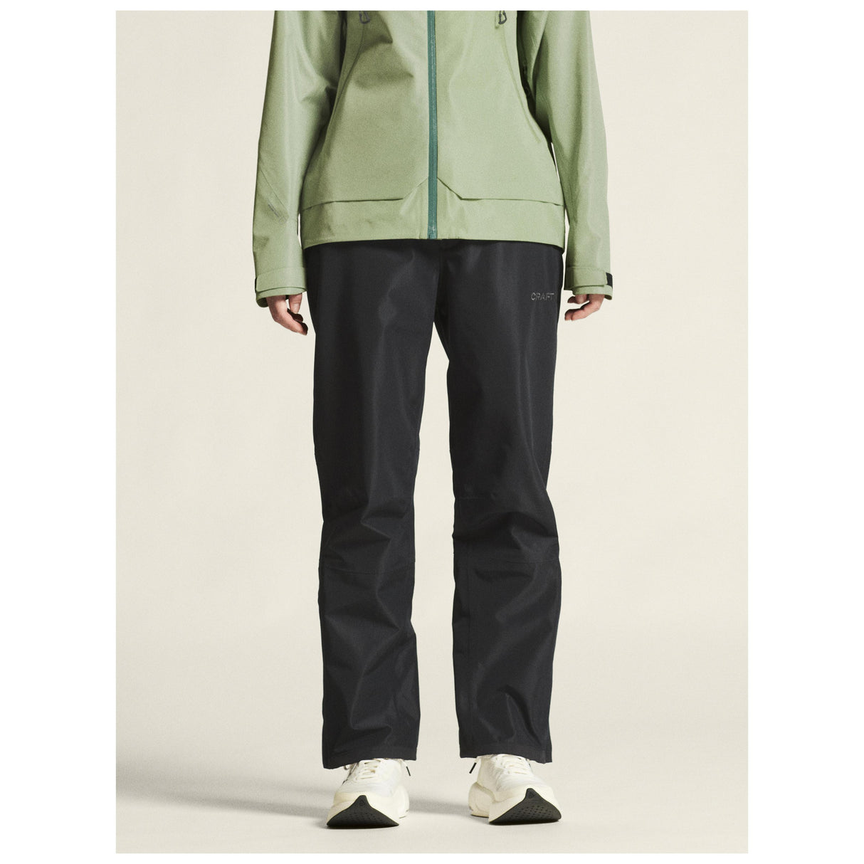 Adv Explore Shell Pants W - Black - Closeup 4