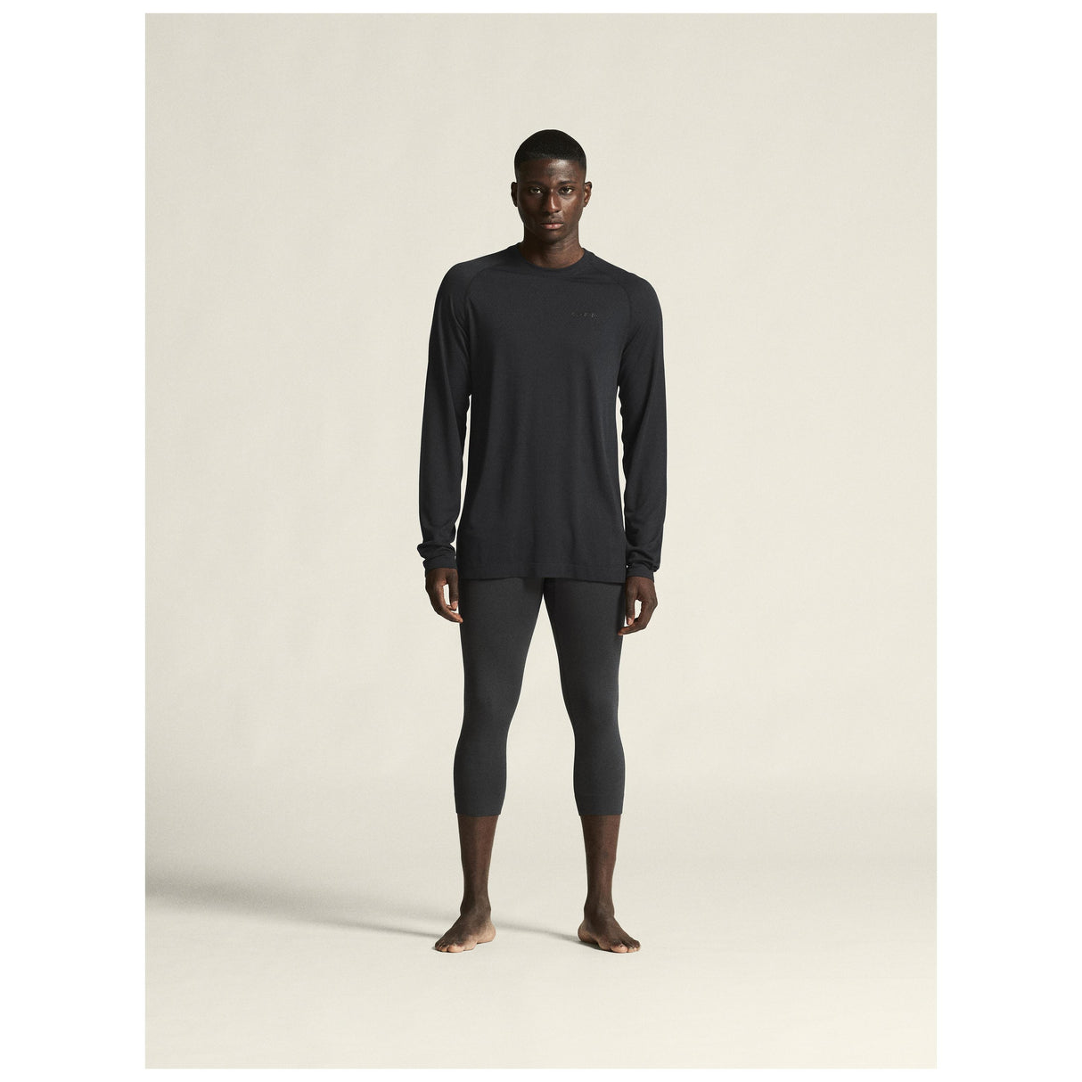 Active Comfort Ls 2 M - Black - Closeup 1