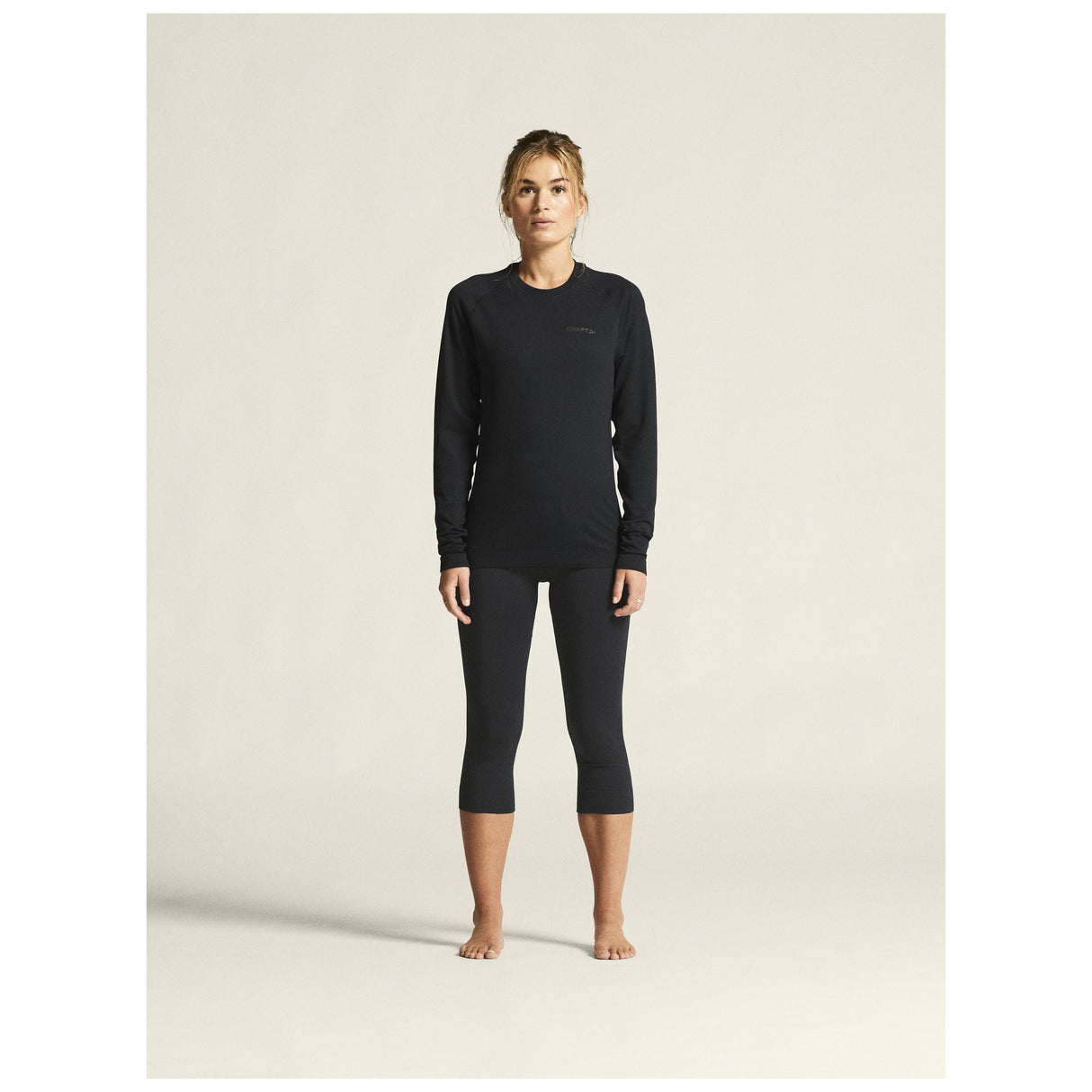 Active Comfort Ls 2 W - Black - Closeup 1