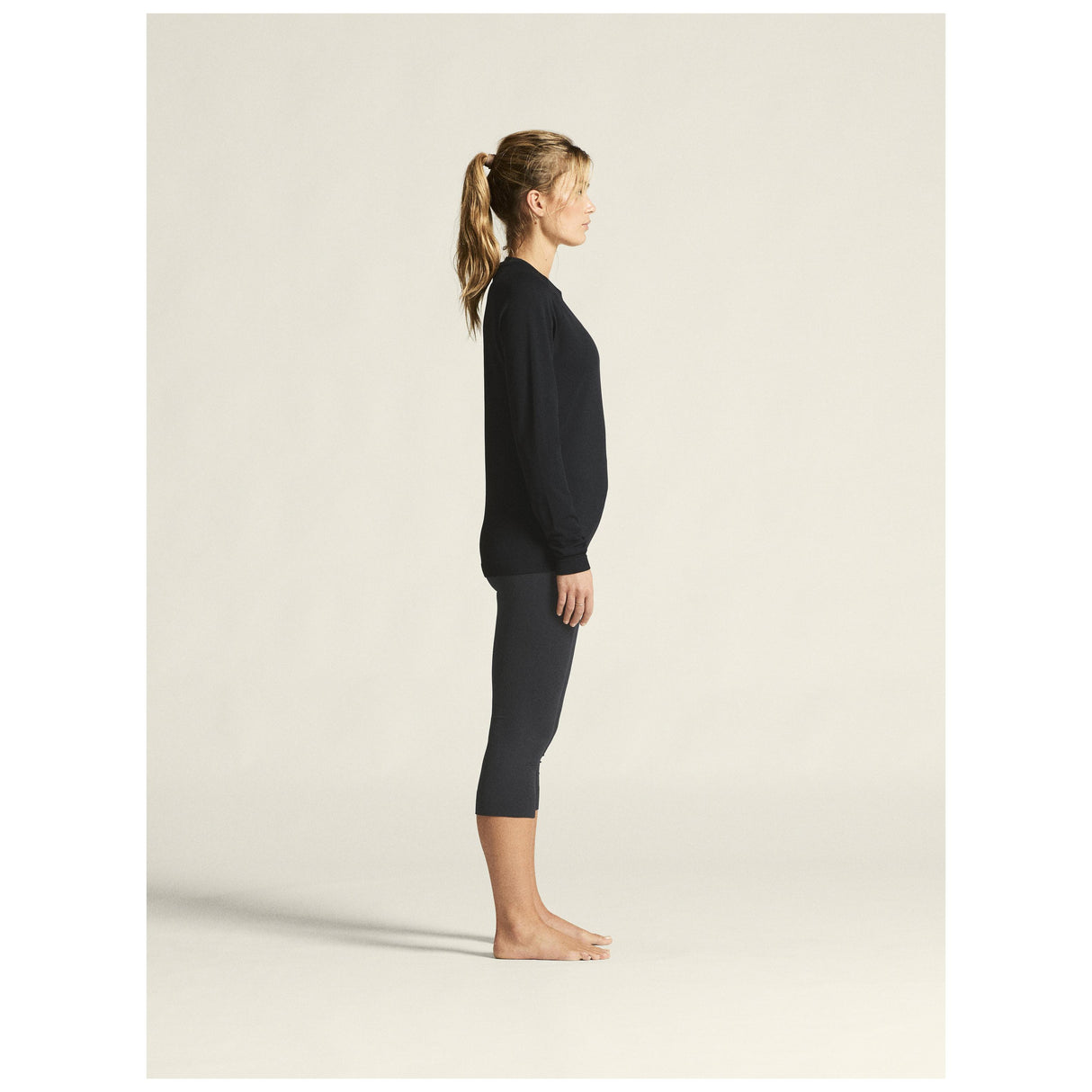 Active Comfort Ls 2 W - Black - Closeup 2