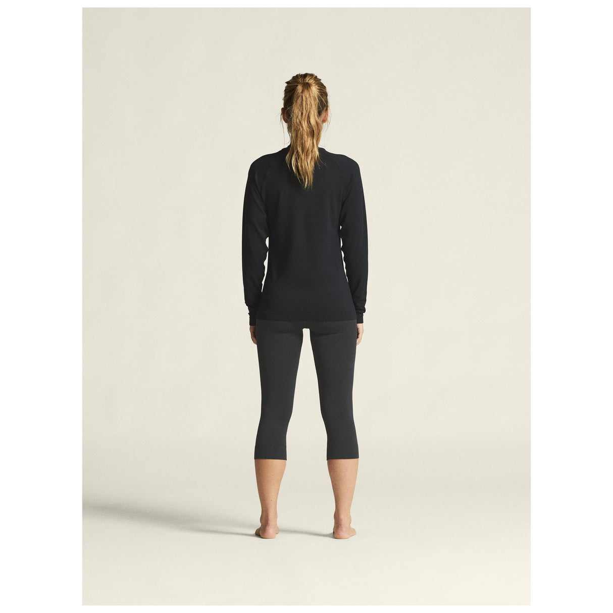 Active Comfort Ls 2 W - Black - Closeup 3