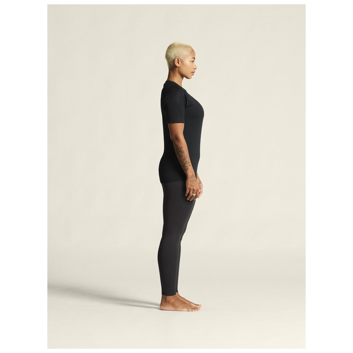 Active Comfort Ss 2 W - Black - Closeup 2