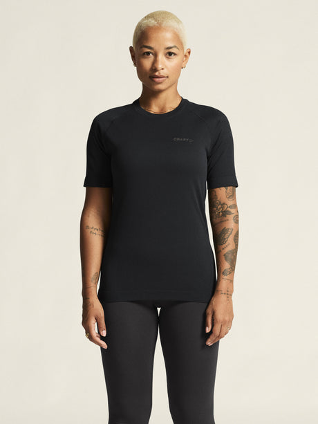 Active Comfort Ss 2 W - Black - Closeup 4