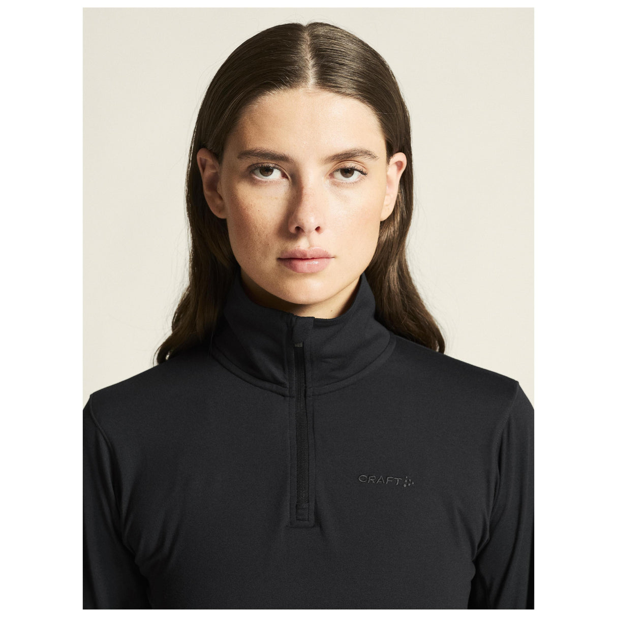 Layers Hz Ls W - Black Melange - Closeup 5