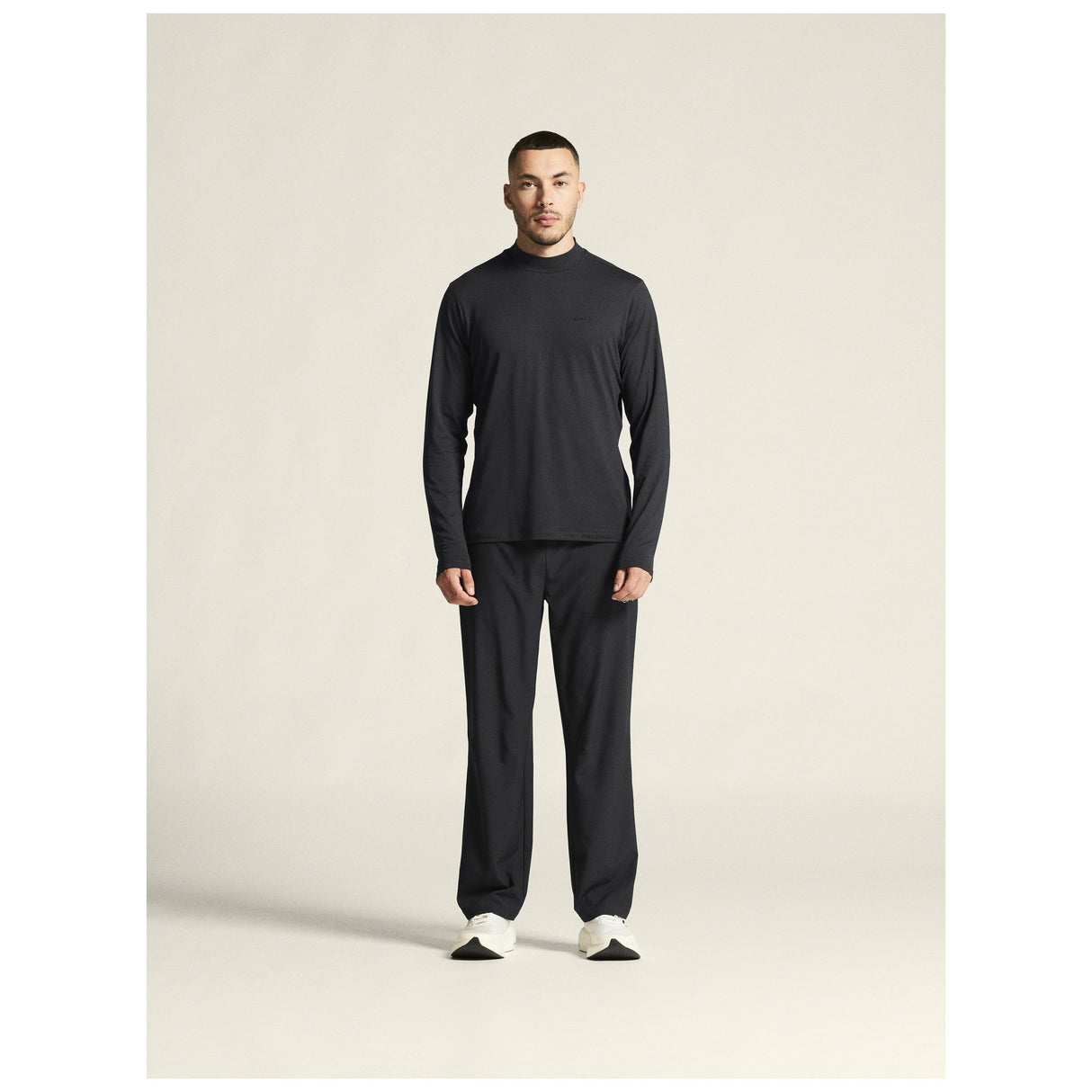 Flow Mn Ls M - Black Melange - Closeup 1