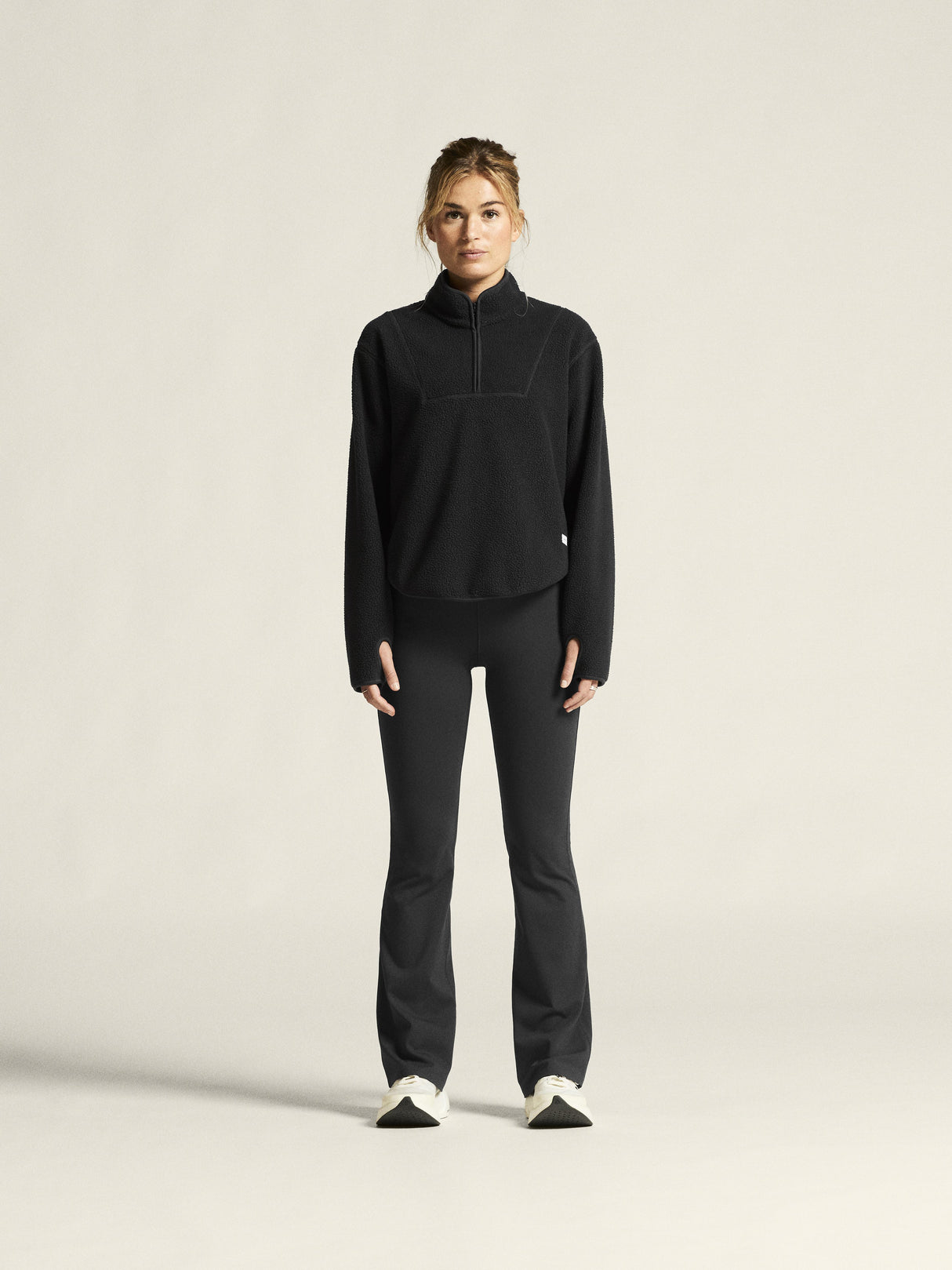 Join Pile Fleece Hz W - Black - Closeup 1