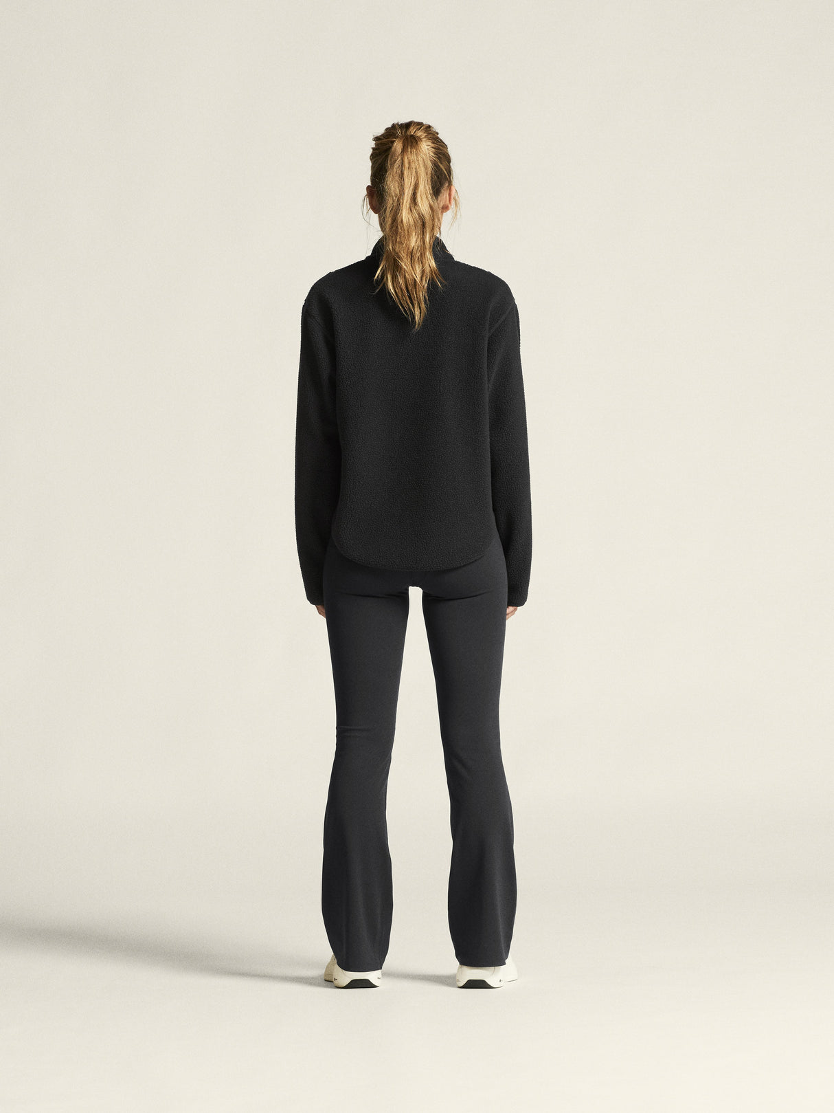 Join Pile Fleece Hz W - Black - Closeup 3