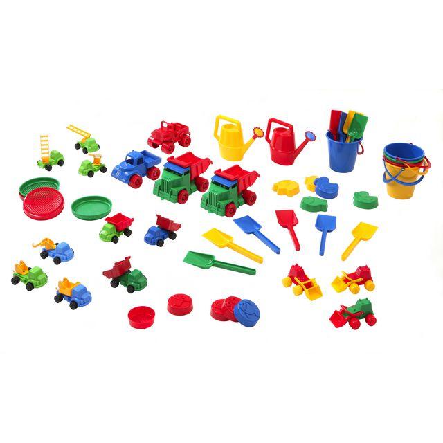 Sand play set 47 pieces.