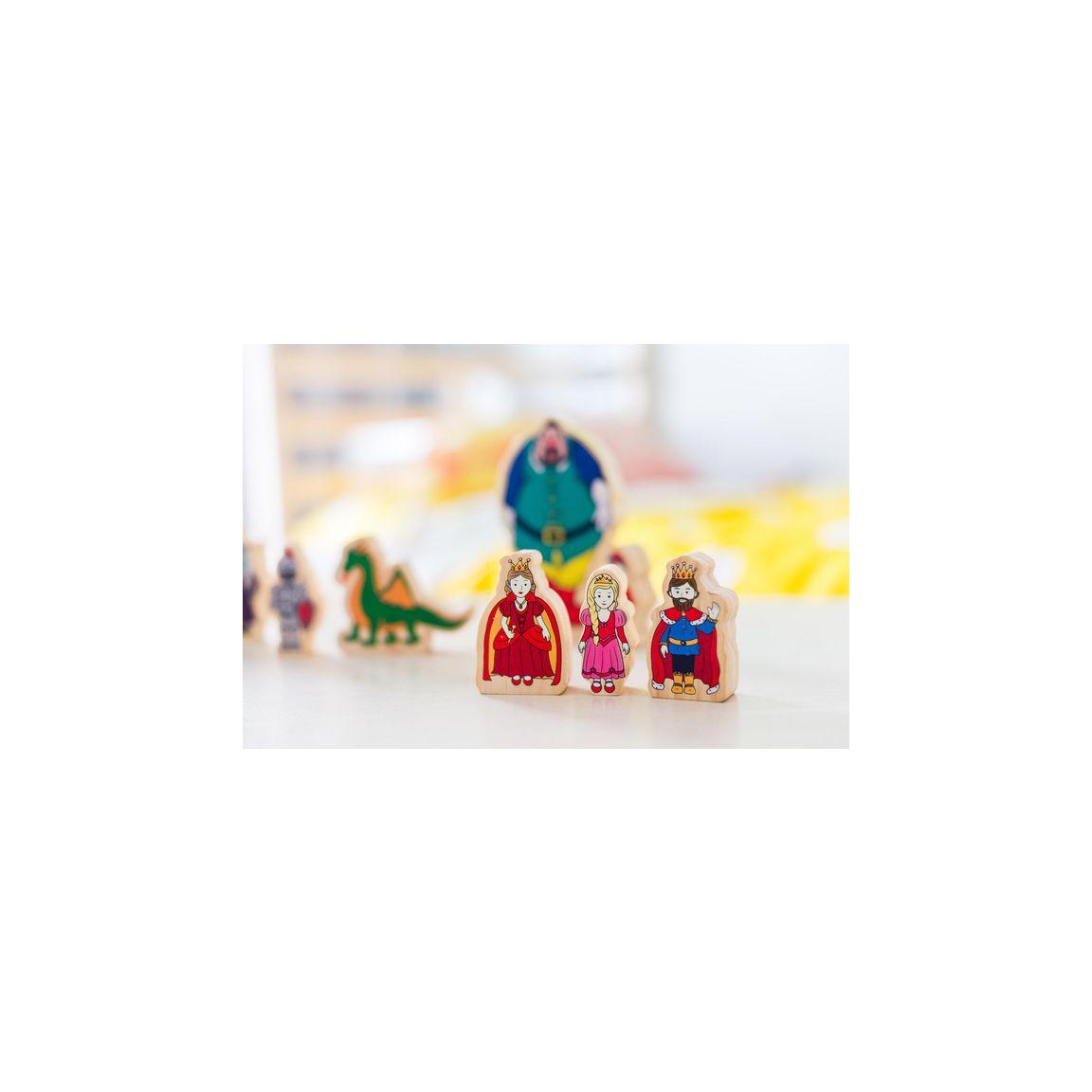 Wooden fairy tale figures 12/pc